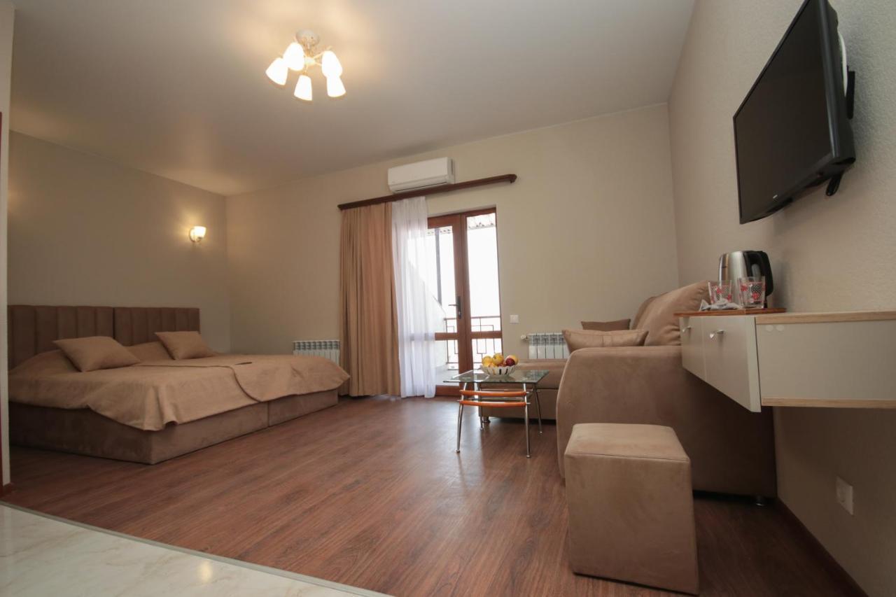 Hillside Guest House Erivan Dış mekan fotoğraf